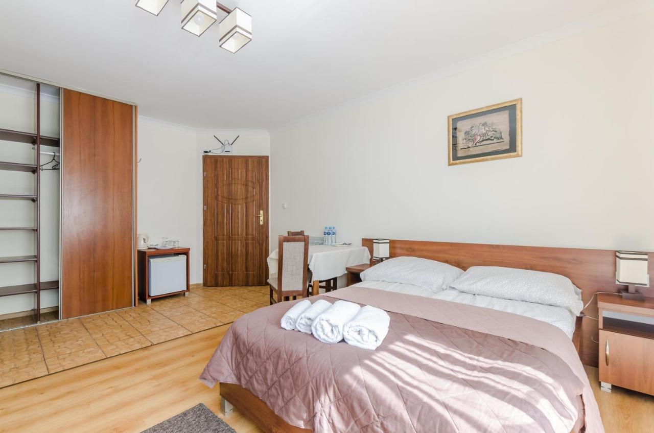 Bed and Breakfast Ramzes Ustka Esterno foto